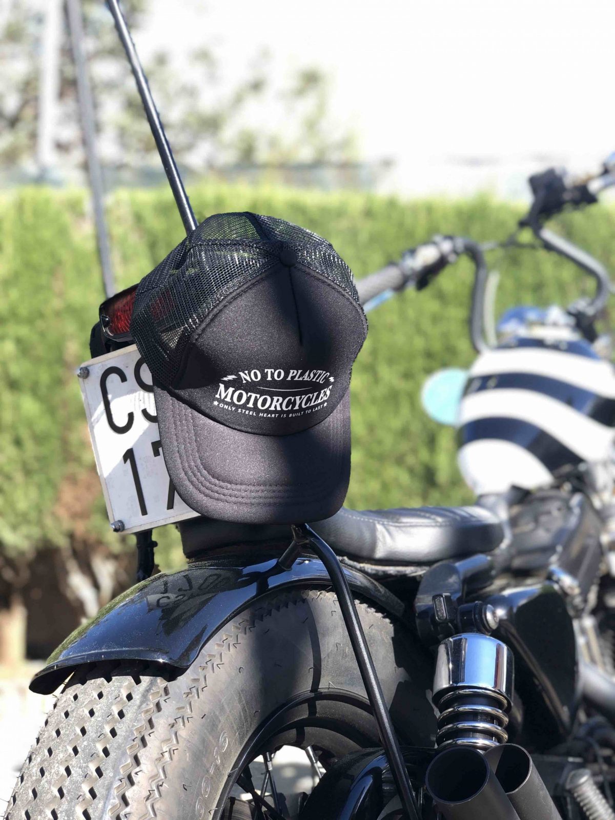 gorra trucker negra logo oficial ntp Motorcycles