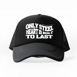 Gorra Trucker Negra "Steel Heart"